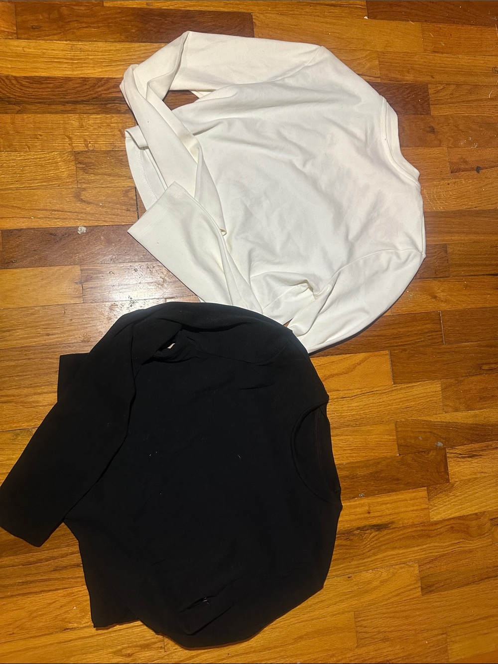 2 Classic Crewneck Sweatshirt Pair - Black & White